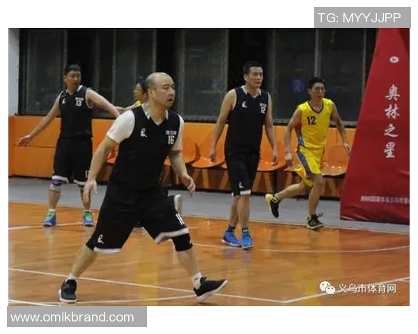 杭州滑板队区域防守策略解析与滑板运动发展趋势探讨