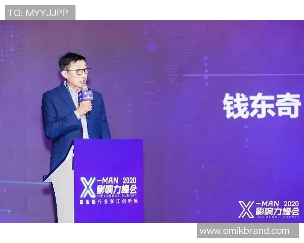 重庆滑板队携手创新配合方式引发热议与关注 重庆滑板队携手创新配合方式引发热议与关注