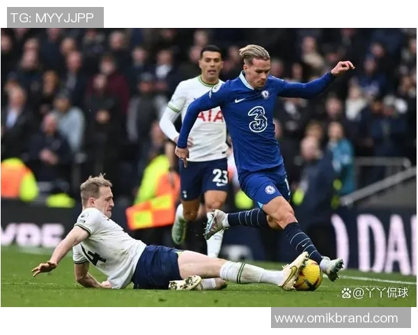 2016年热刺与切尔西的激烈对决回顾与精彩瞬间分析 2016年热刺与切尔西的激烈对决回顾与精彩瞬间分析