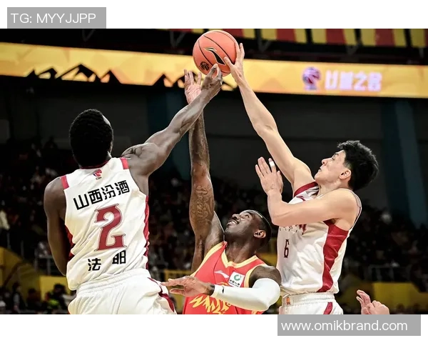 CBA浙江队与北京市队激战正酣谁能在这场对决中笑到最后